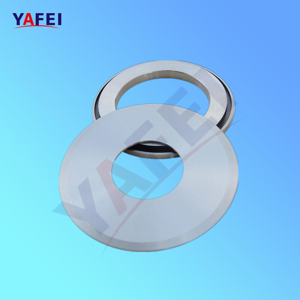 circular slitting blade Lame de reflit circulaire